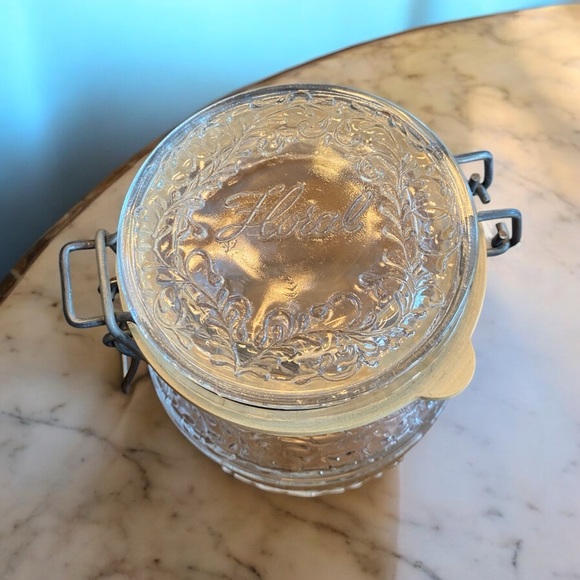 VTG Italian Made by Cove. Vine Embossed Clear Jar Canister Wire Bale Hinge. EUC - Picture 4 of 7